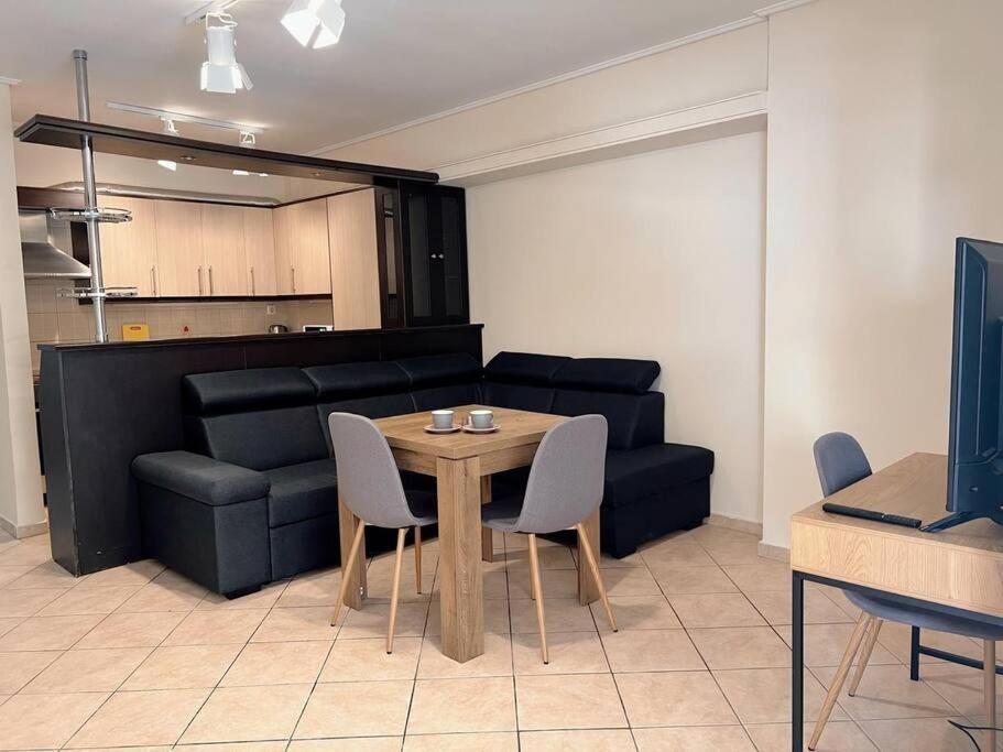 Charming 2Bedroom Apartment With Parking Atenas Exterior foto